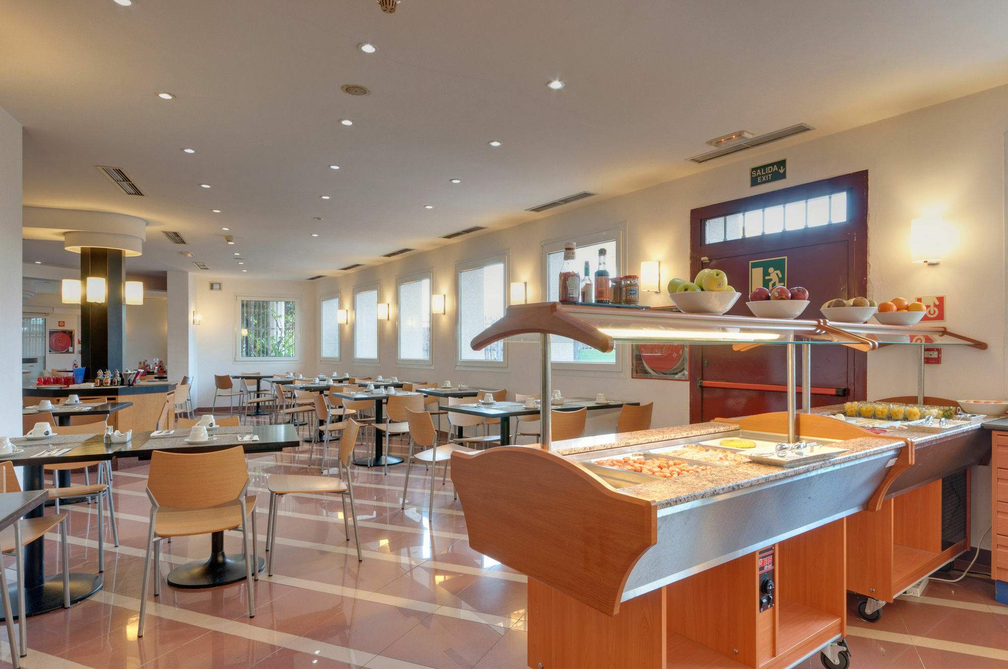 Gran Hotel Los Angeles Хетафе Ресторан фото